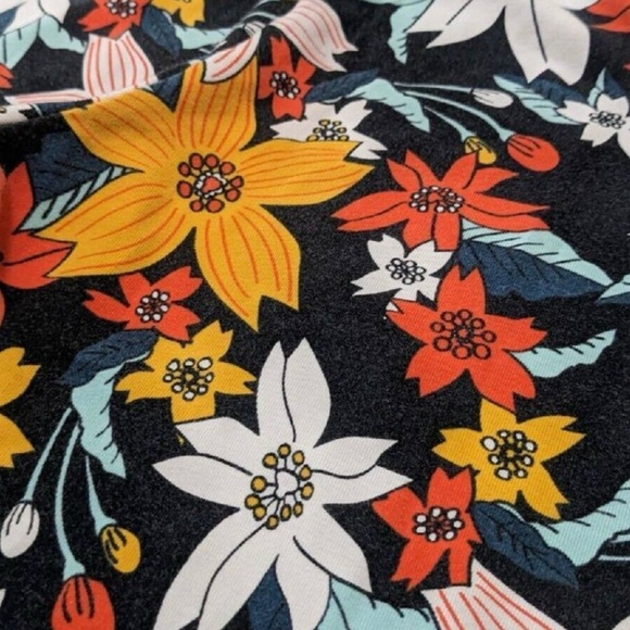 Nike Hawaiian floral leggings - Picture 3 of 4